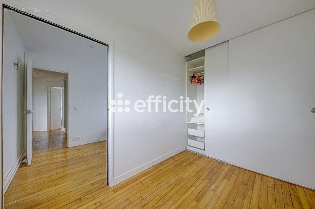 Appartement à ISSY-LES-MOULINEAUX