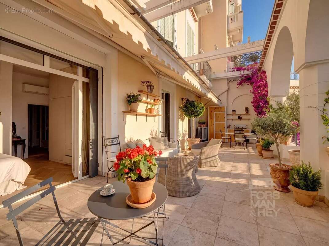 Appartement à GRASSE