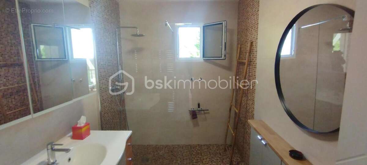 Maison à SOISY-SUR-SEINE