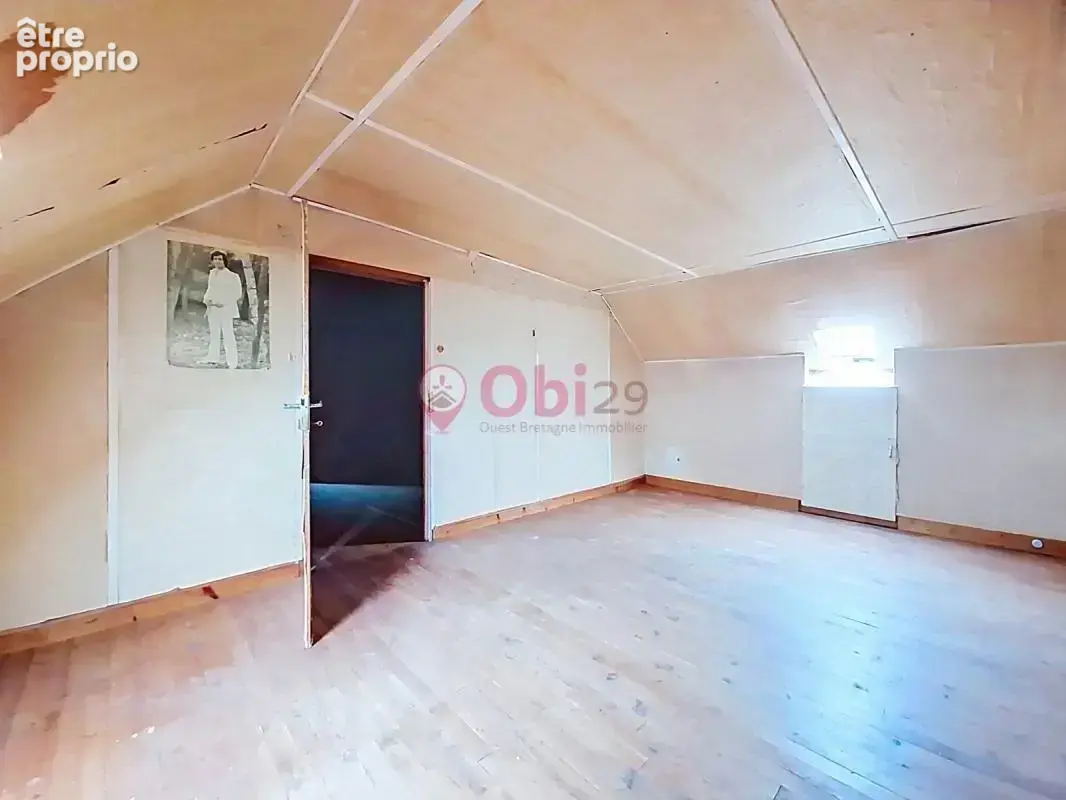 Une maison à rénover, un beau terrain et du potentiel! - photo 16