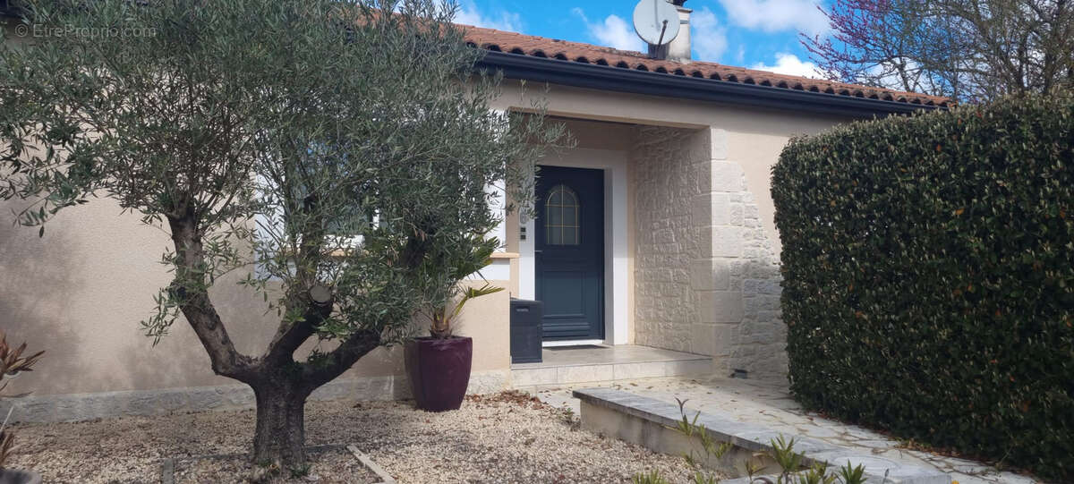 Maison à PUY-L'EVEQUE