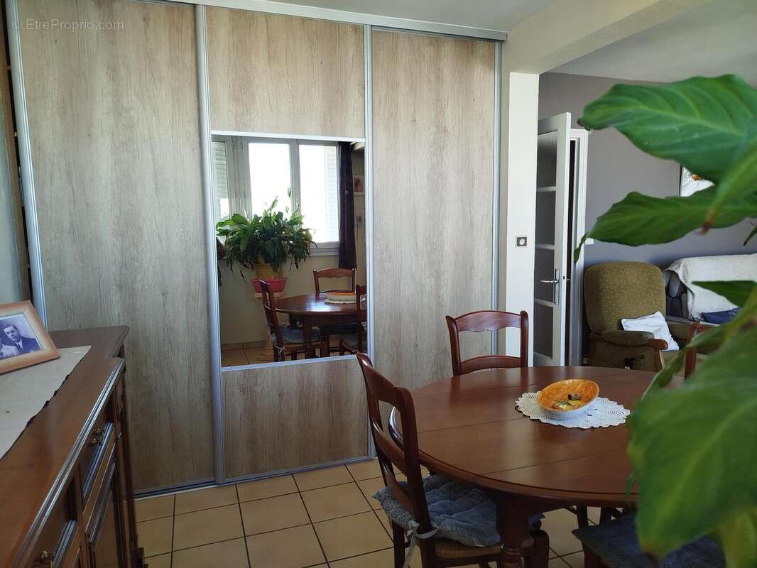 Photo 4 - Appartement à LYON-8E