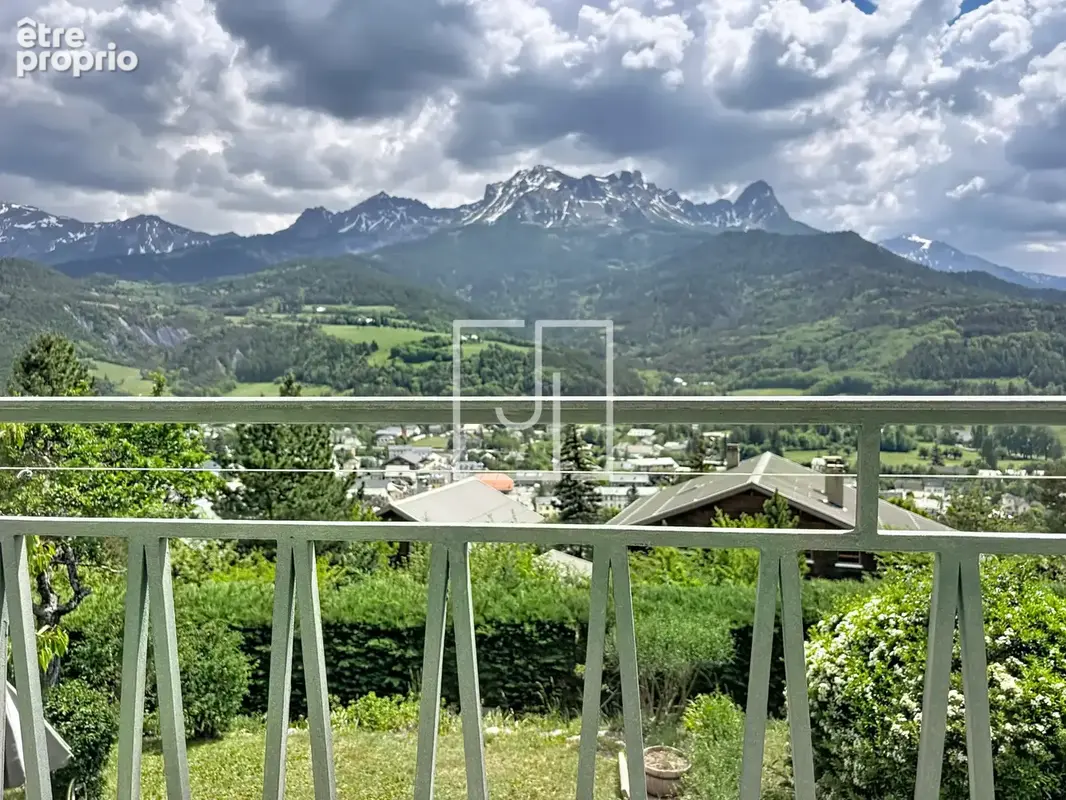 Viager occupé avec réserve d'usufruit   Propriété de 216 m2 composée de 3 appartements   Barcelonnette (04400) - photo 20