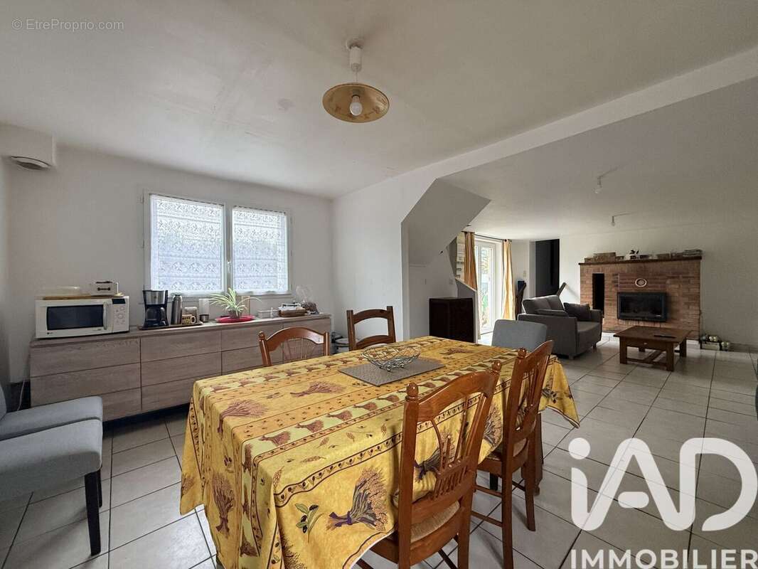 Maison 104 m² à Parigny  - photo 8