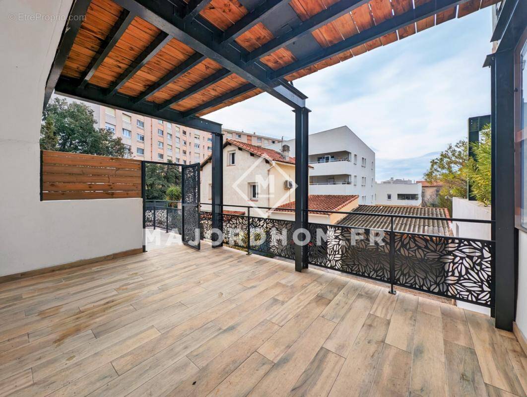 Appartement à MARSEILLE-9E