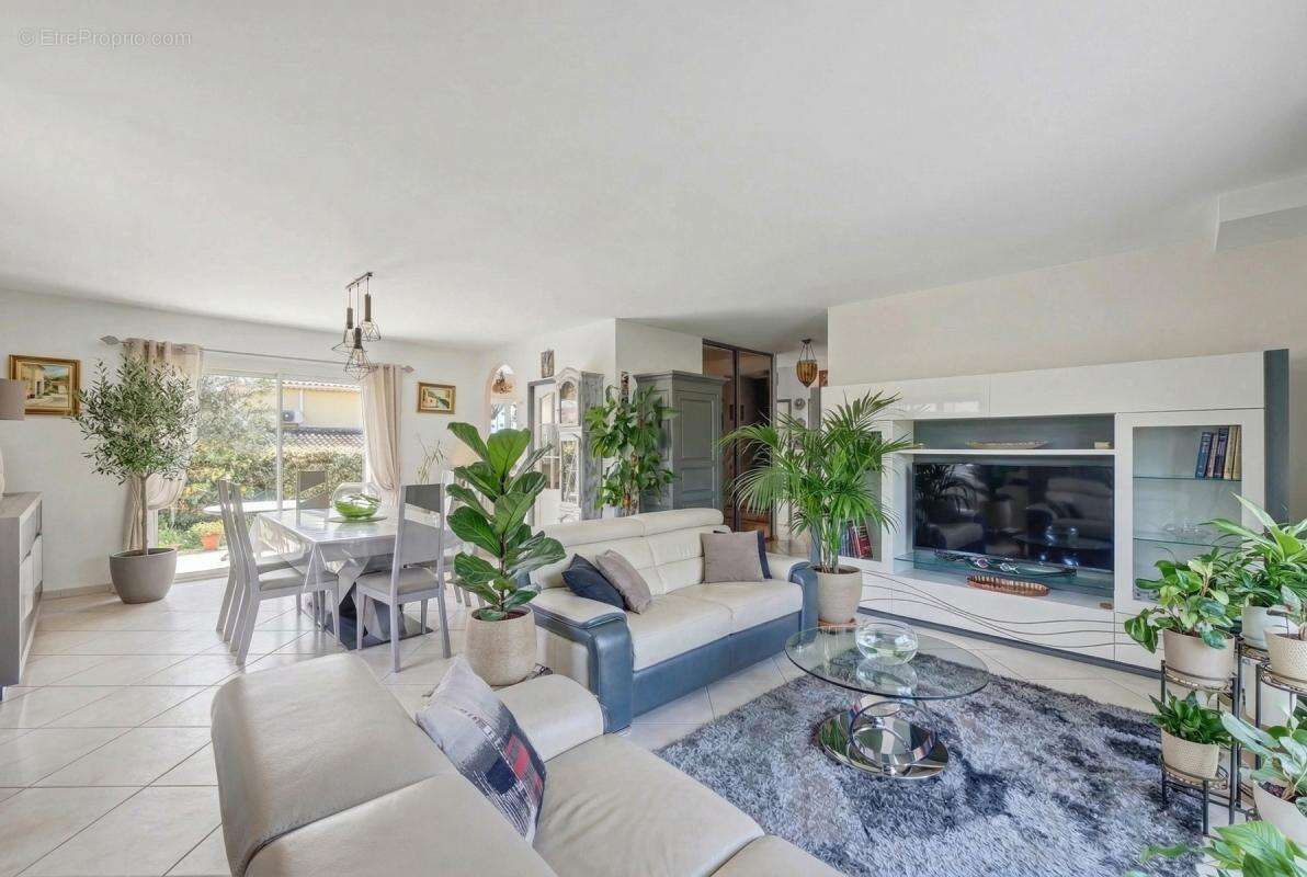 Maison à SAINT-JEAN