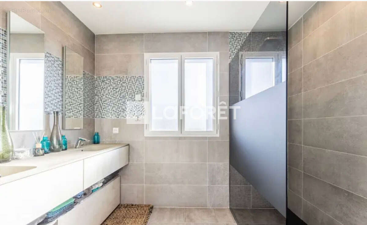 Maison à SAVIGNY-SUR-ORGE