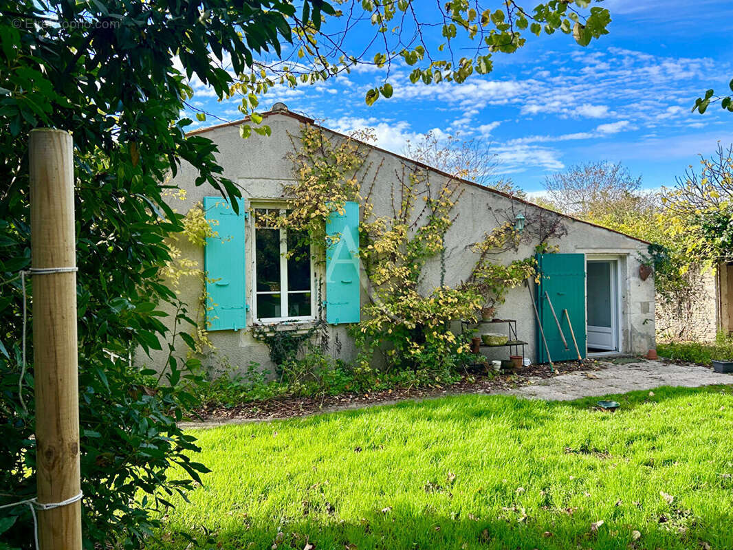 Maison à CHAILLE-LES-MARAIS