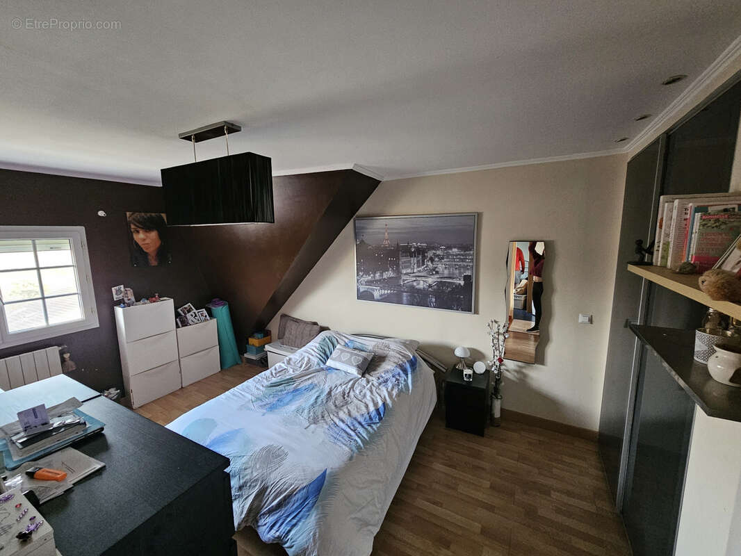 Maison à GOUSSAINVILLE