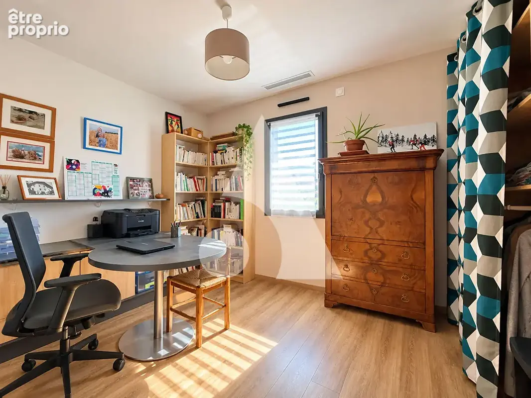 Chambery bissy appartement t4 avec terrasse , garage et stationnements - photo 11