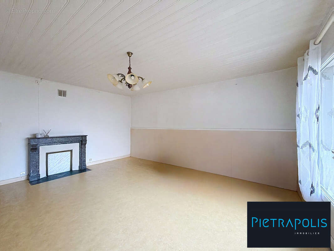 Maison à BOURBONNE-LES-BAINS