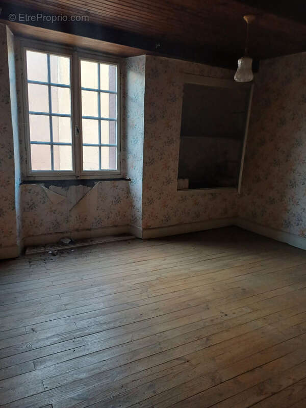 Maison à COURPIERE