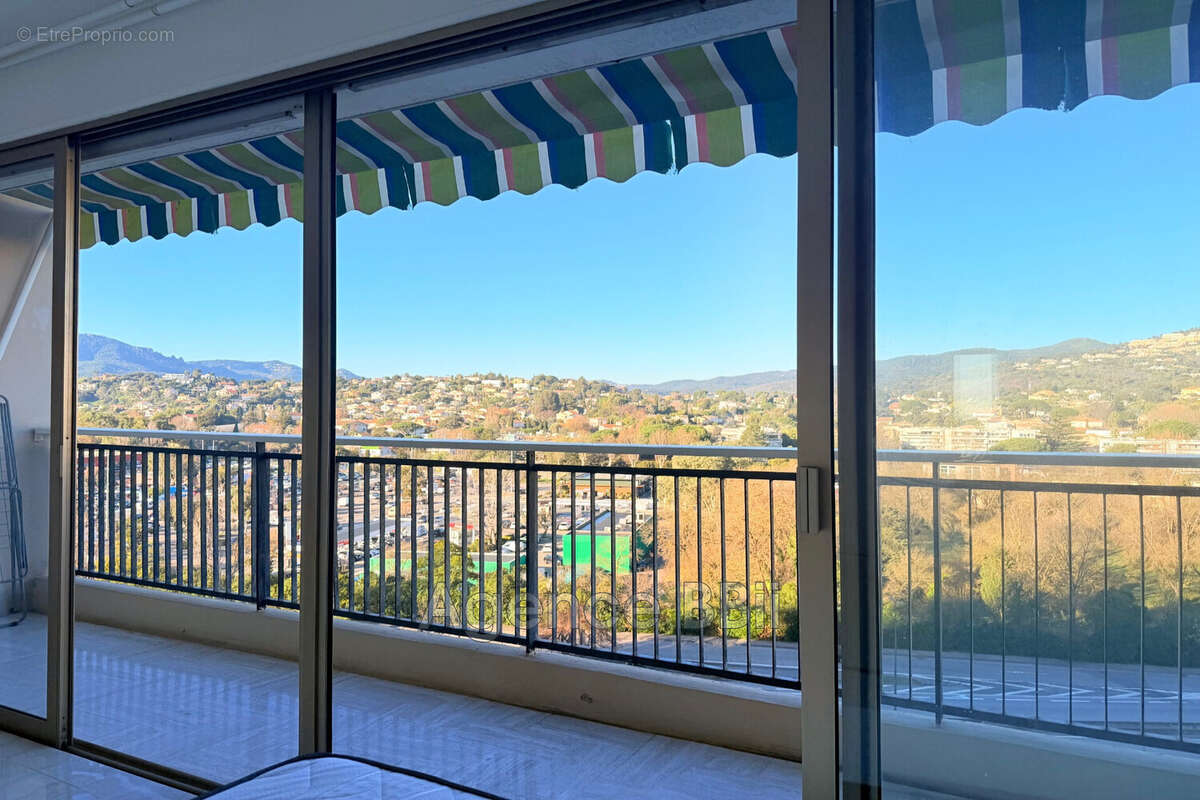 Appartement à MANDELIEU-LA-NAPOULE