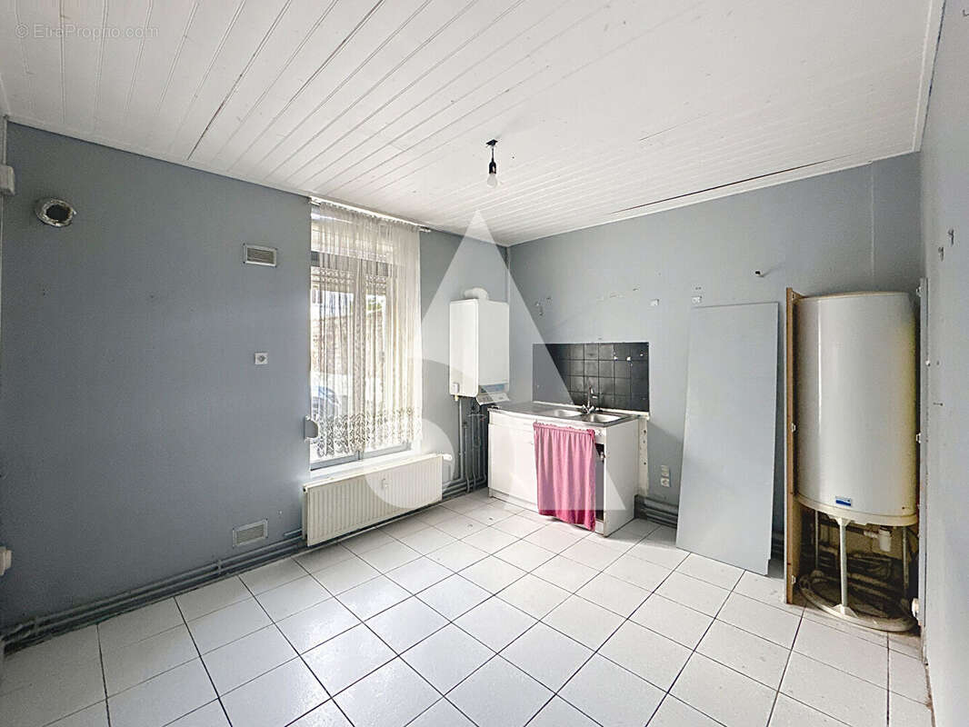 Appartement à CRESPIN