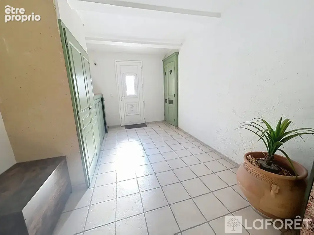 PIOLENC - Beau duplex de 90m², avec cour intimiste, solarium et garage! - photo 10
