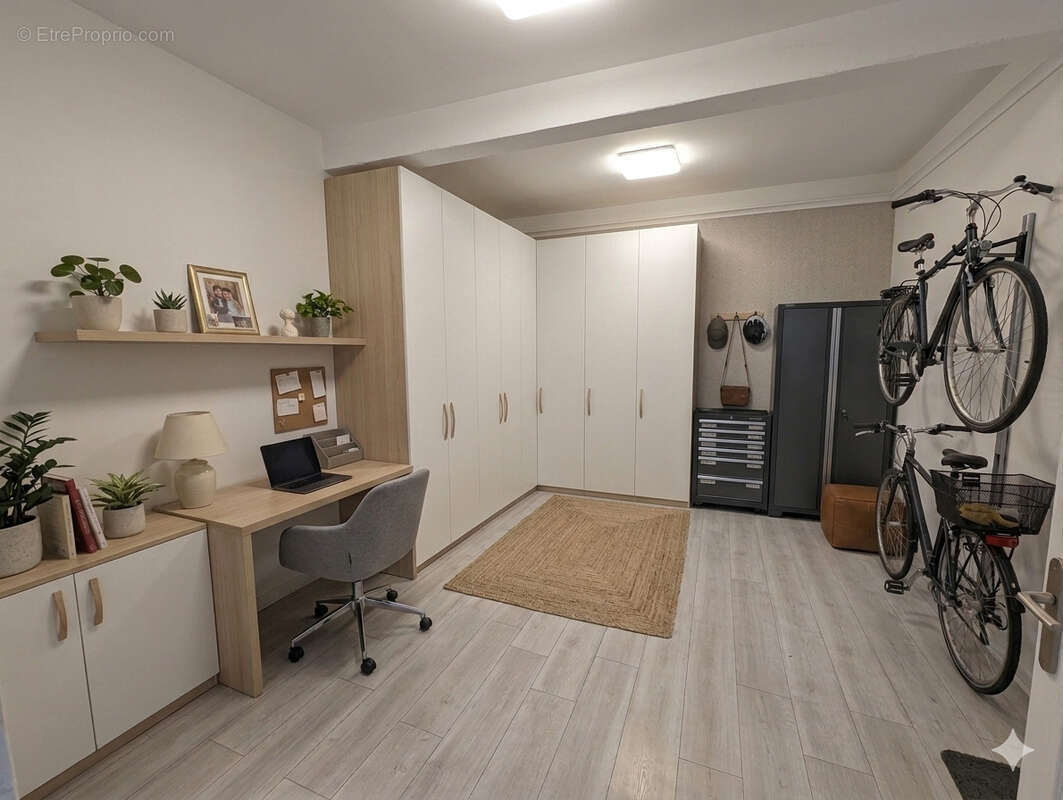 Maison à SAINT-LAURENT-DE-LA-SALANQUE