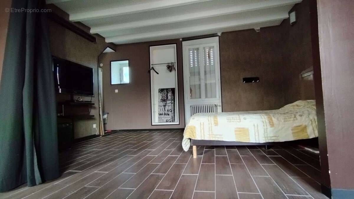 Maison à LA GUERCHE