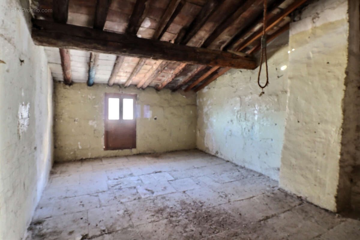 Maison à SAINT-GILLES