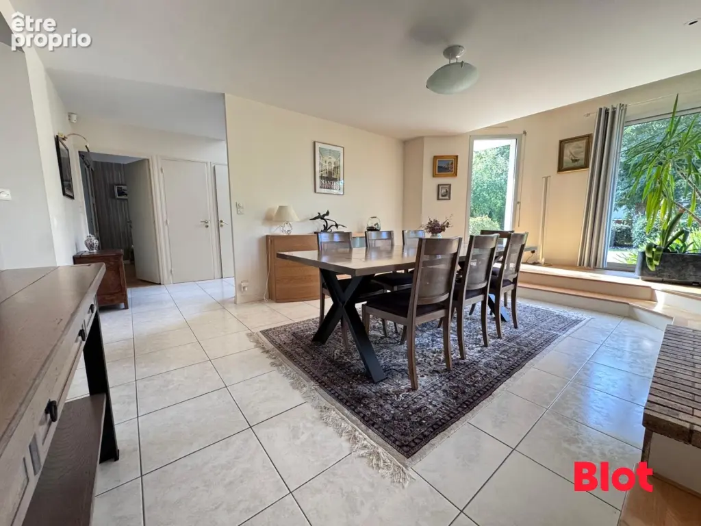 Maison 7 pièces 205 m² à vendre à Bruz (35170) - photo 3