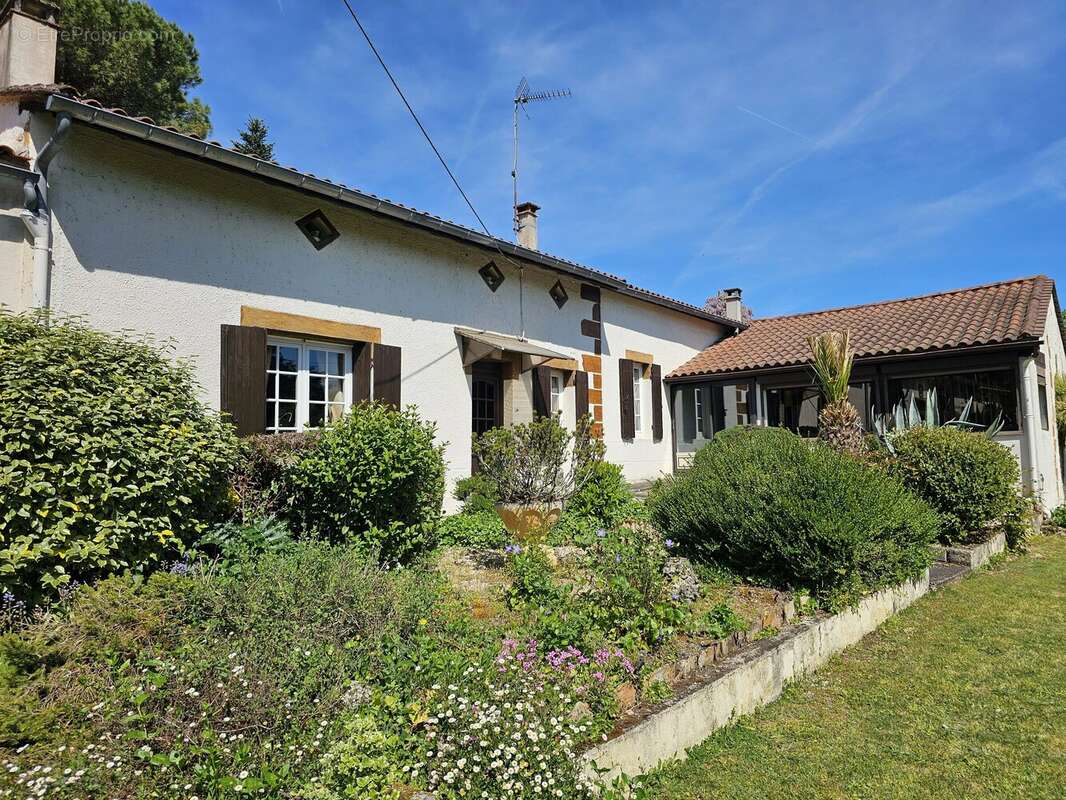 Maison à SAINTE-FOY-LA-GRANDE