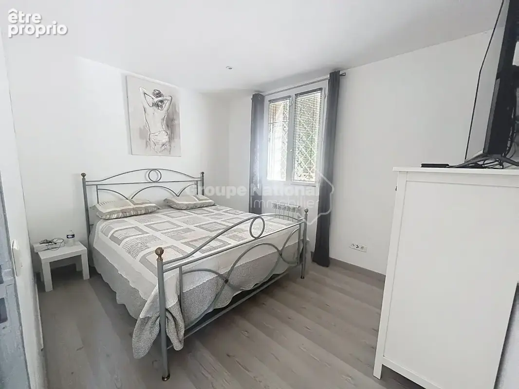 Châteauneuf-du-Pape : Appartement T3 de 86 m² - PLAIN PIED - avec un grand extérieur privatif de 340 m² - photo 4