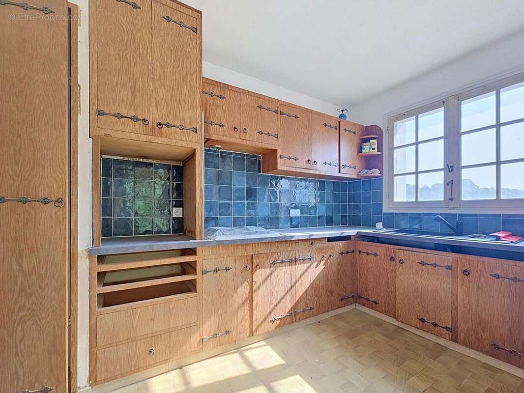 Maison 275 m² à Provins  - photo 6