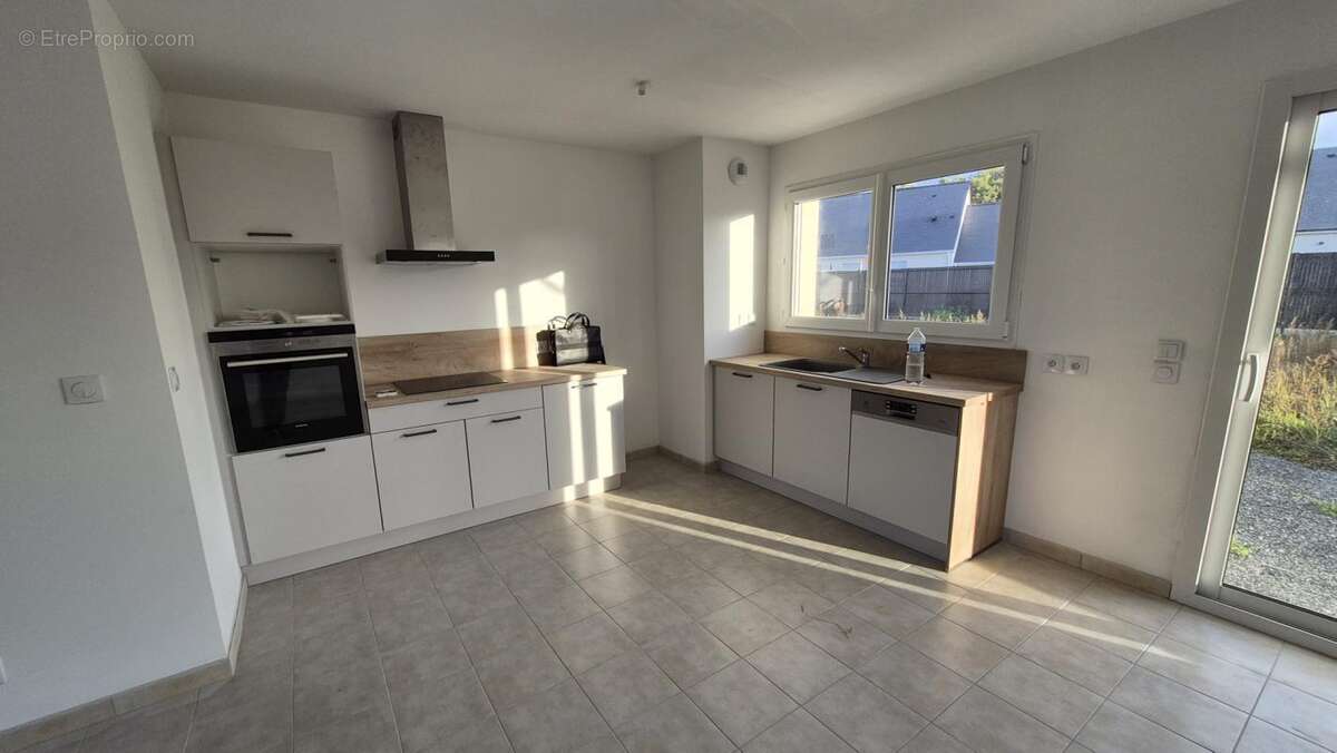 Maison à LA SUZE-SUR-SARTHE