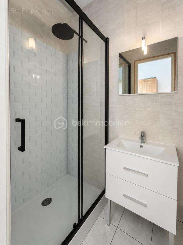 Maison 153 m² Bazincourt-sur-Epte - Grand salon lumineux et 5 chambres - photo 7