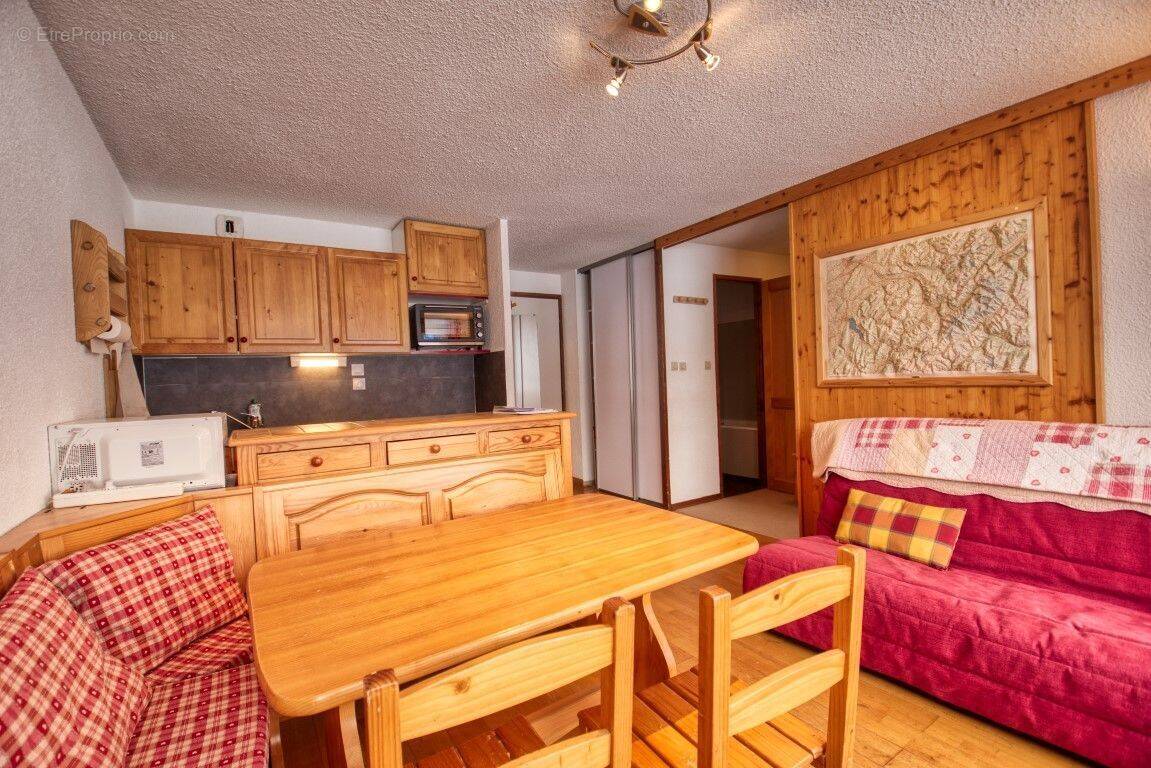 Appartement à MORILLON