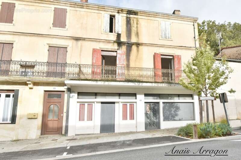 Appartement à FUMEL