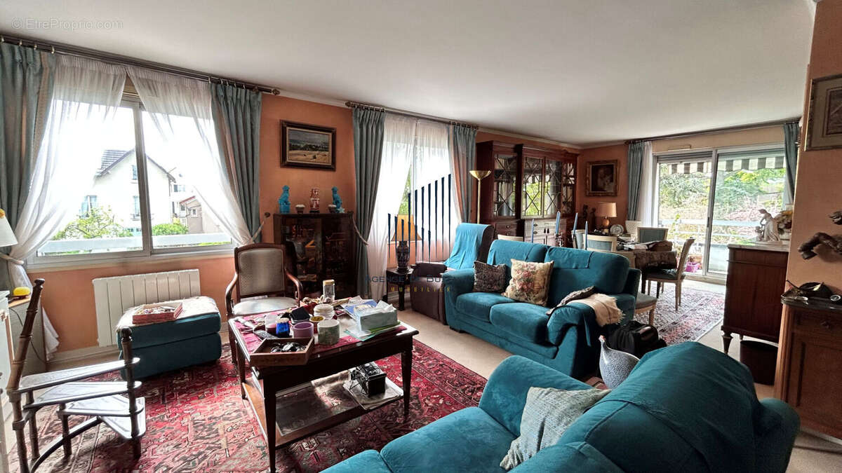 Appartement à RUEIL-MALMAISON