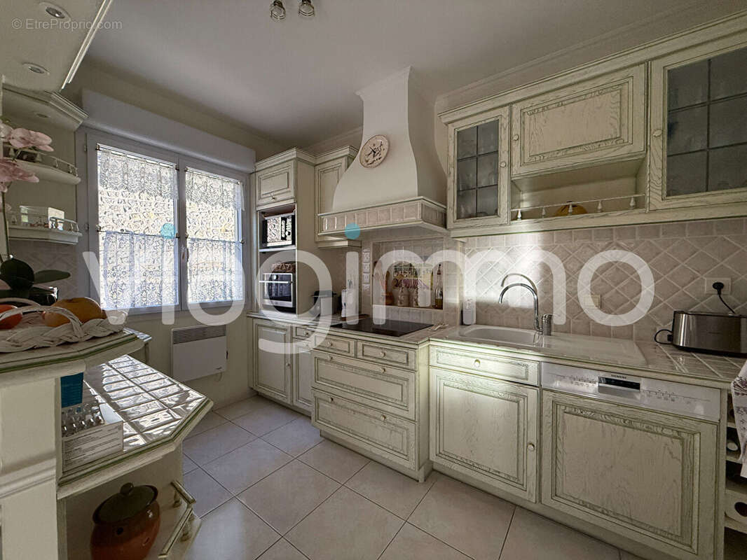 Appartement à HYERES