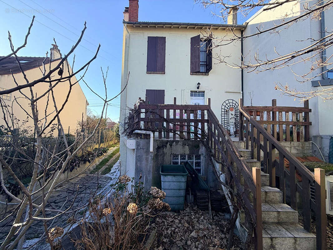 Maison à HOUILLES