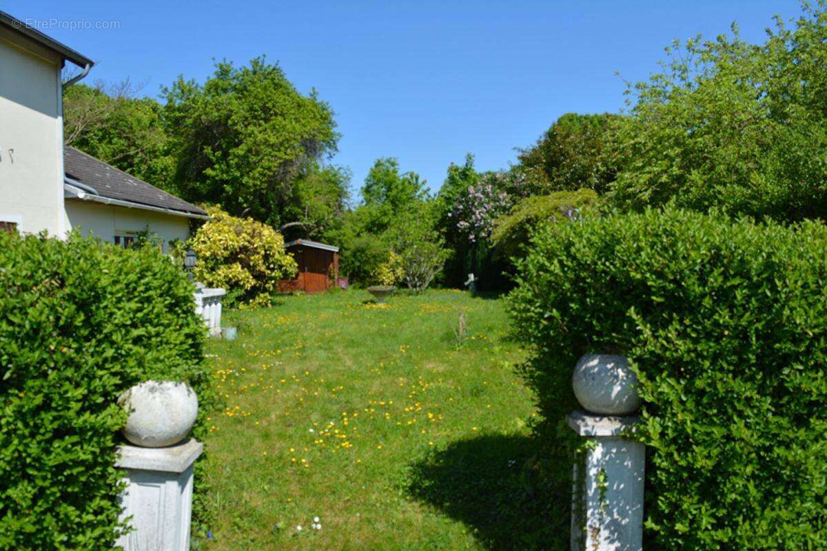 Maison à MONTMORENCY