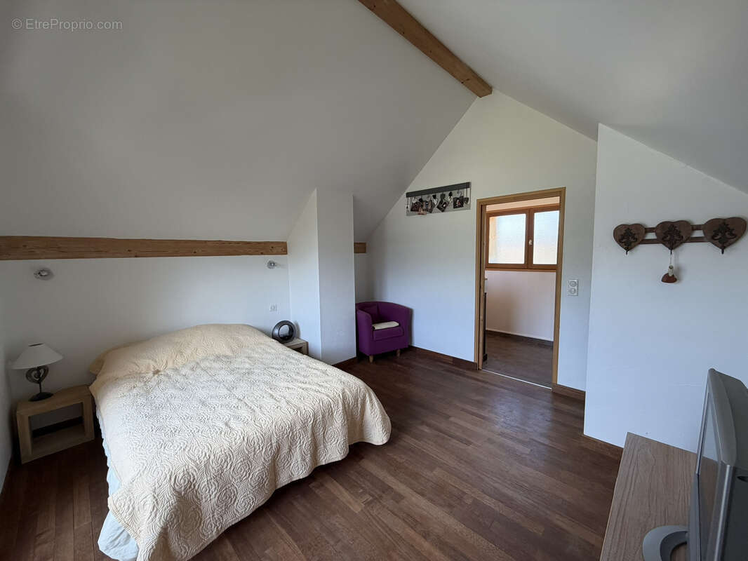 Emplacement idéal pour ce chalet au pied des pistes de ski ! - photo 20