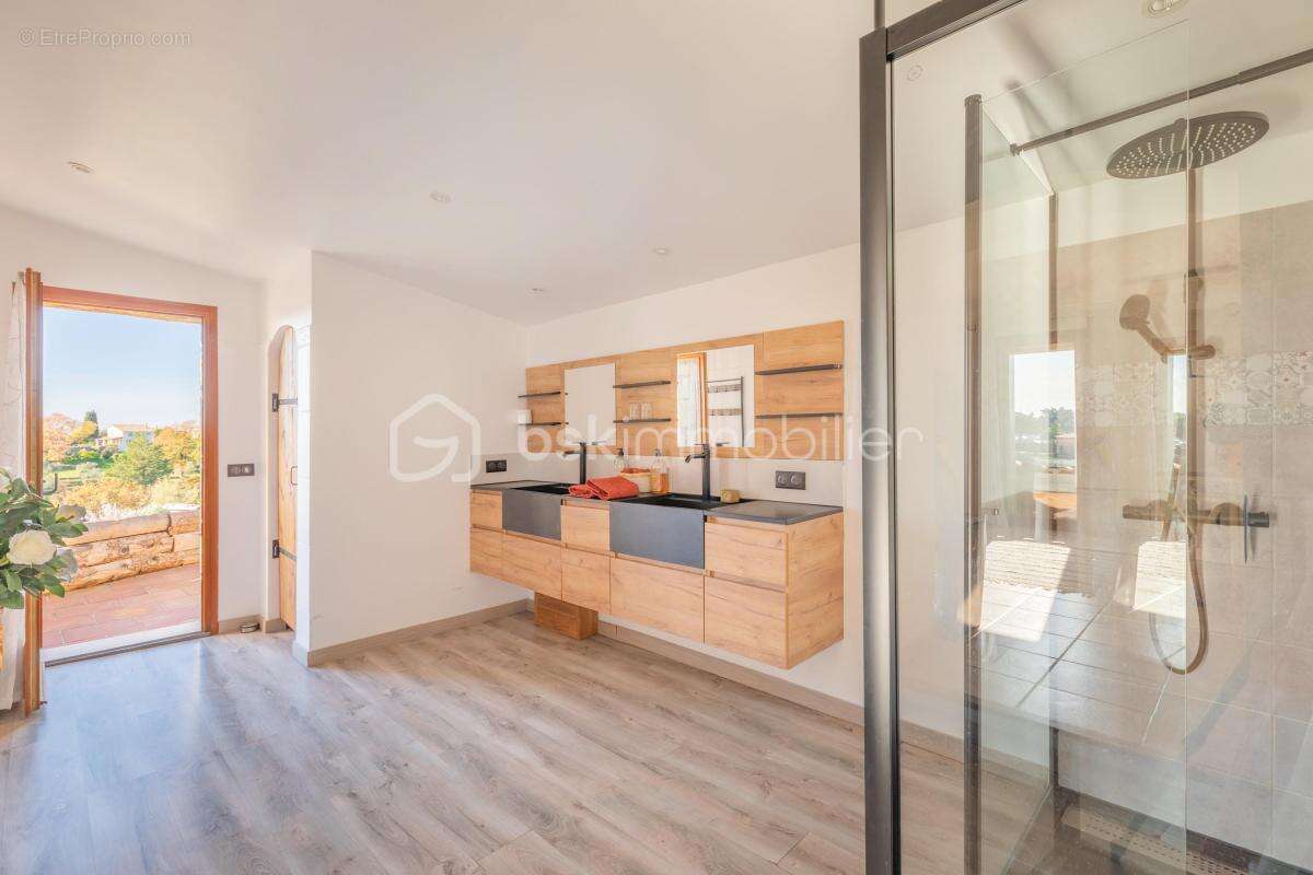 Maison à MONTAUROUX