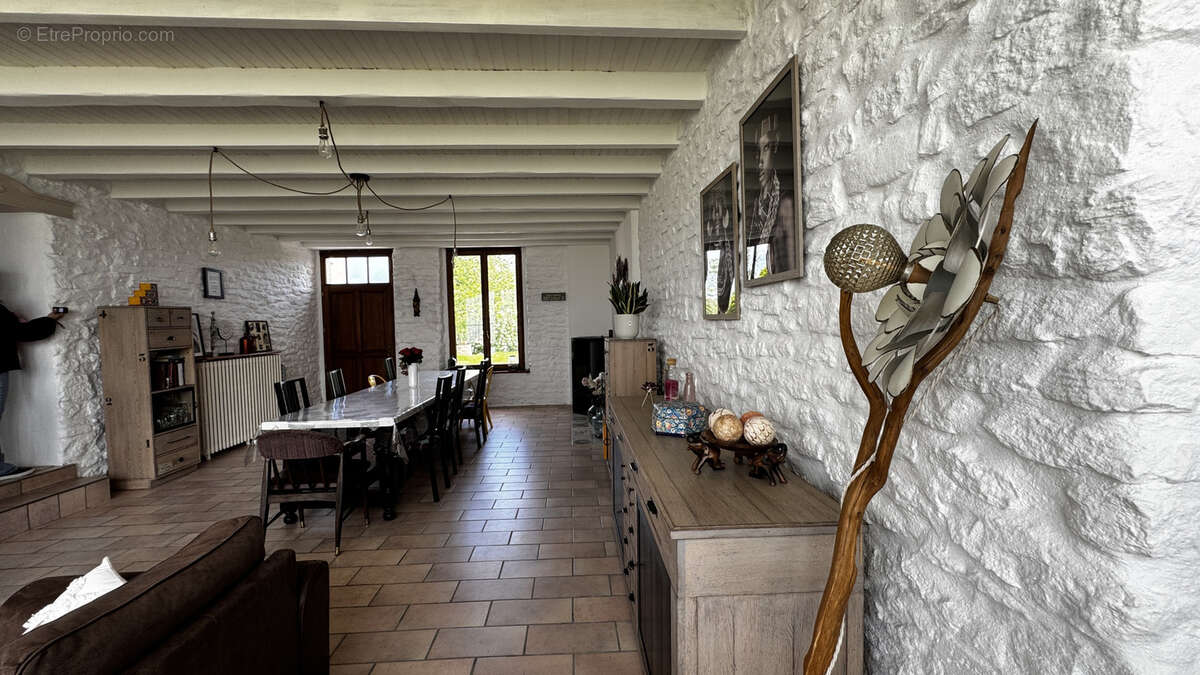 Maison à ETAIN
