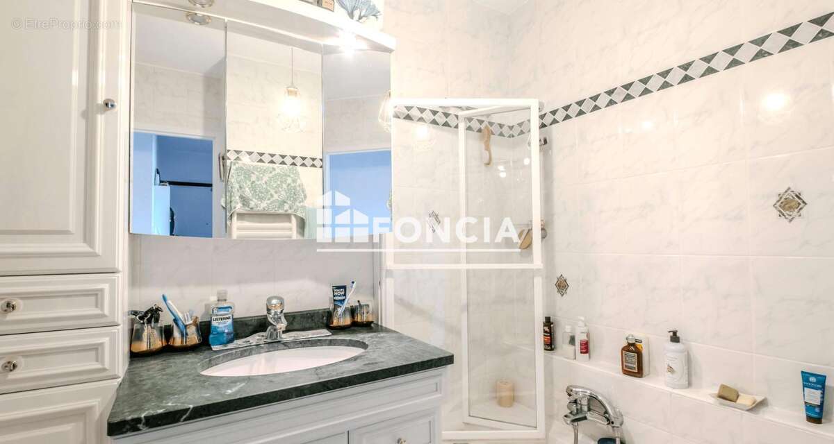 Appartement à DOUVAINE
