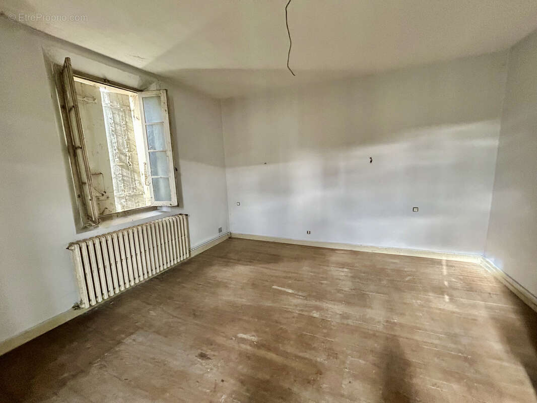 Appartement à MONTPON-MENESTEROL