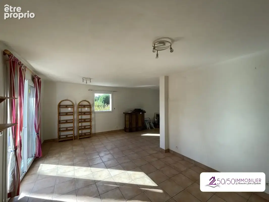 Maison 5 pièces 104 m² à vendre à Plouescat (29430) - photo 9