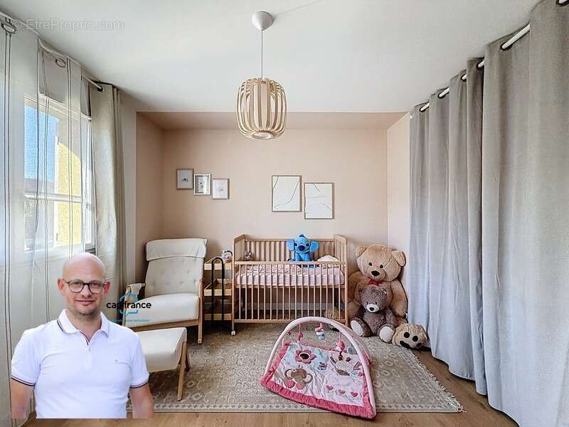 Maison à SAINT-JEAN-D&#039;AVELANNE