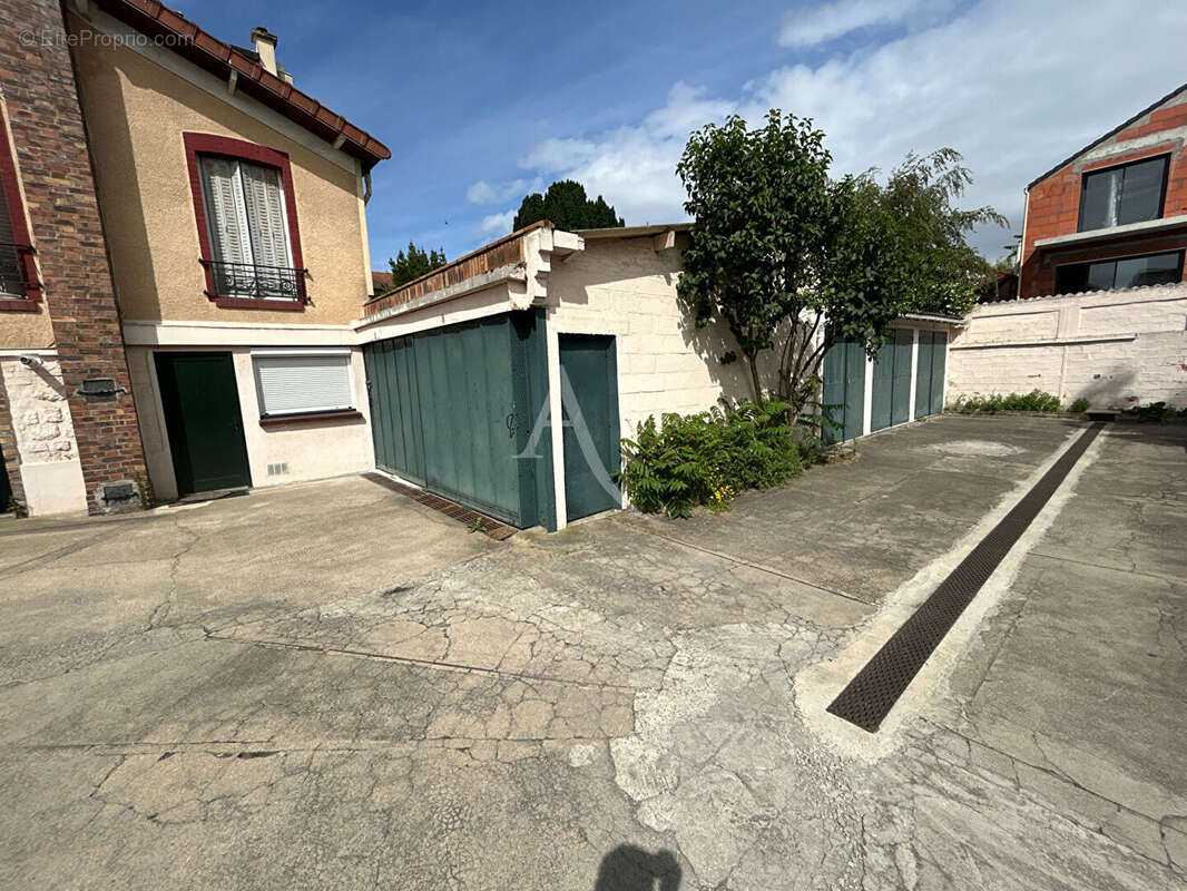 Maison à VITRY-SUR-SEINE