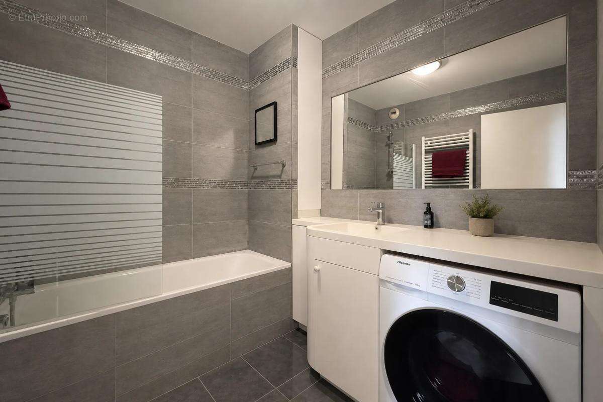 Appartement à TORCY