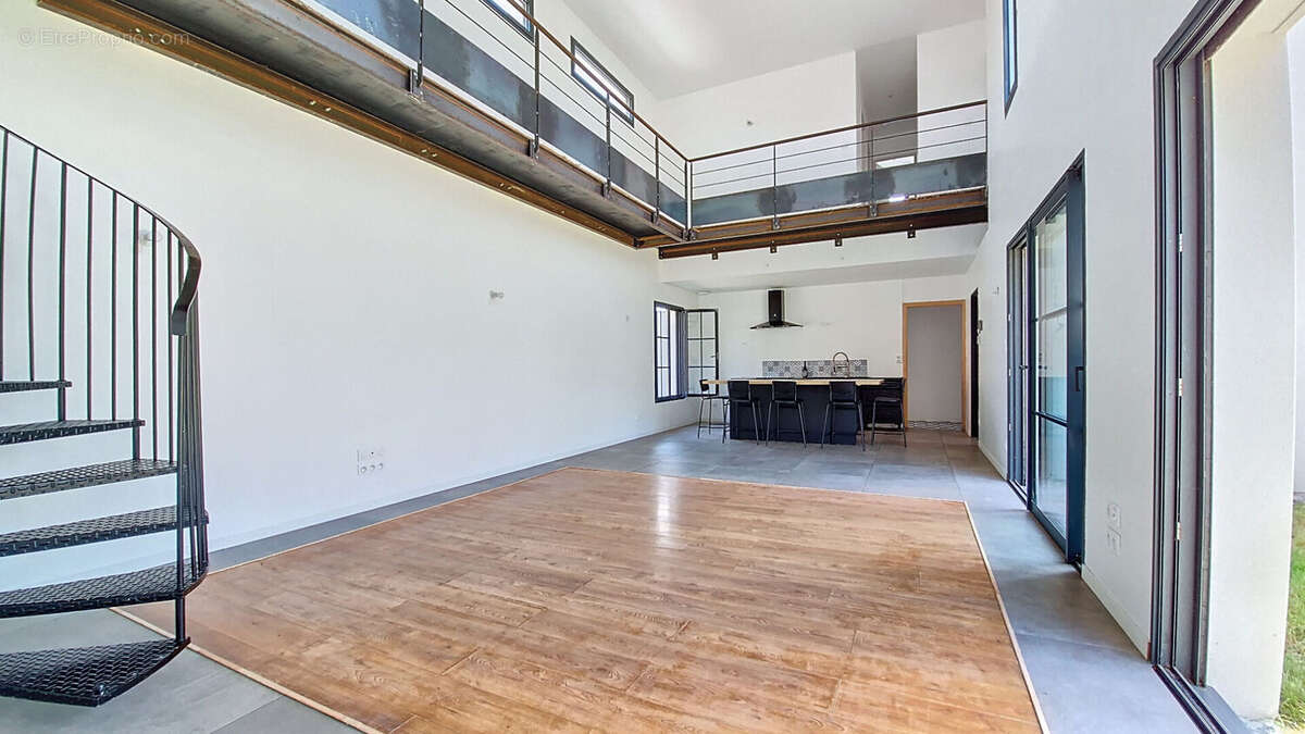 Maison à SAINT-LOUBES