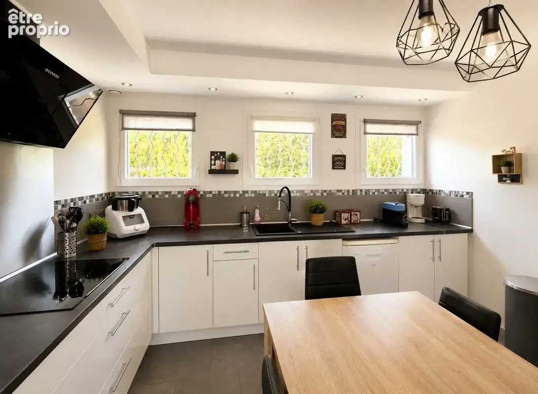 Pélissanne   Villa de 92 m2 5 pièces avec 4 chambres et jardin de 429 m2 - photo 6