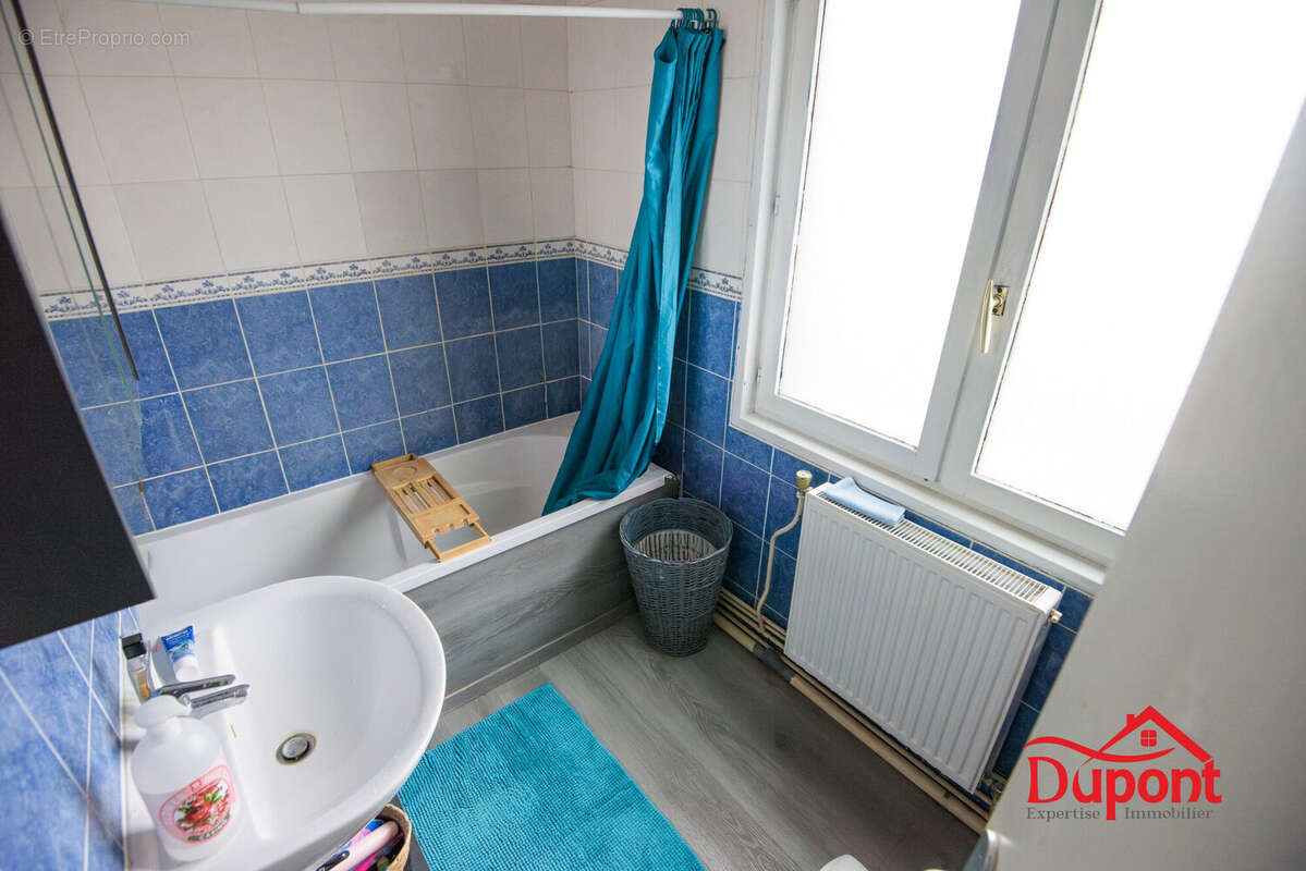 Maison à PETITE-FORET