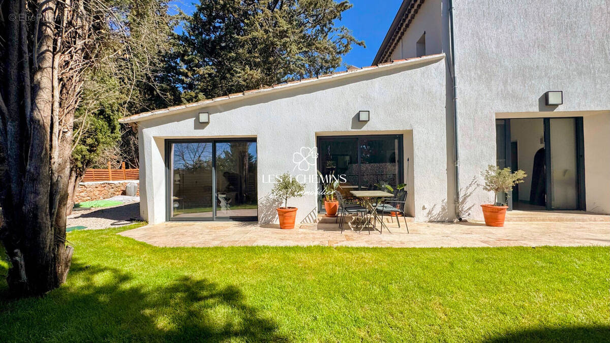 Appartement à LE THOLONET