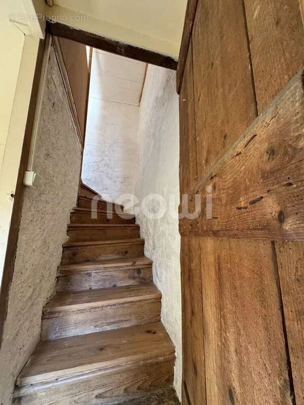 Maison à COMBRONDE