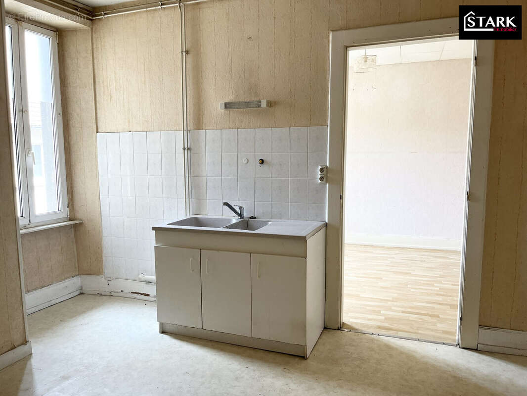 Appartement 293 m² à Giromagny  - photo 8