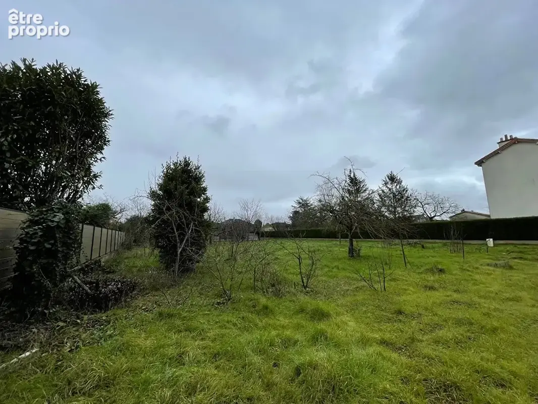 Photo Terrain à Poitiers au prix de 139 000€